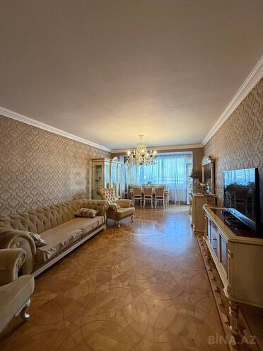 Продаётся 4-комн. вторичка 121 м², Сабаильский р., photo 4 from 17