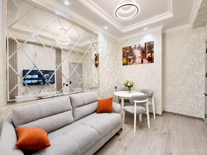Продаётся 2-комн. новостройка 44 м², м. Кара Караев, photo 3 from 14