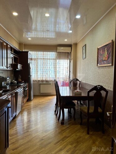 Сдаётся 3-комн. новостройка 160 м², м. Элмляр Академиясы, photo 3 from 18
