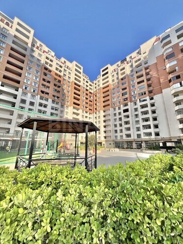 Продаётся 2-комн. новостройка 60 м², м. Нариман Нариманов, photo 1 from 12