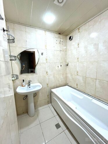 Сдаётся 3-комн. вторичка 85 м², м. Ази Асланов, photo 13 from 15