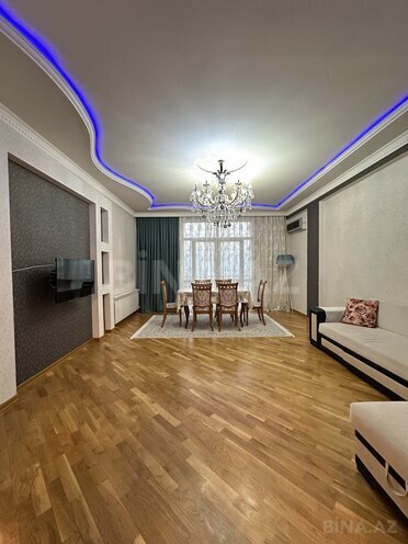 Продаётся 3-комн. новостройка 120 м², м. Иншаатчылар, photo 1 from 22