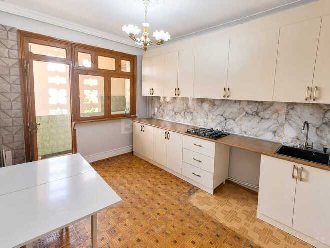 İcarəyə verilir 2 otaqlı köhnə tikili 60 m², Neftçilər m., photo 6 from 12