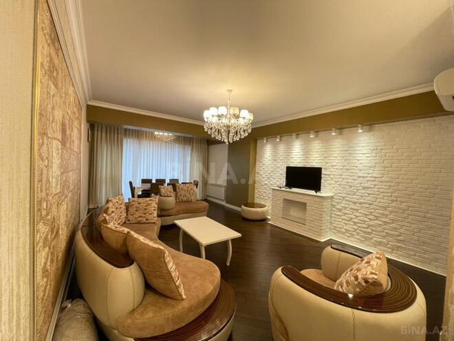 Сдаётся 3-комн. новостройка 120 м², м. Шах Исмаил Хатаи, photo 1 from 17