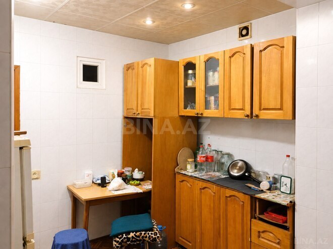 Satılır 2 otaqlı köhnə tikili 60 m², Xalqlar Dostluğu m., photo 4 from 11