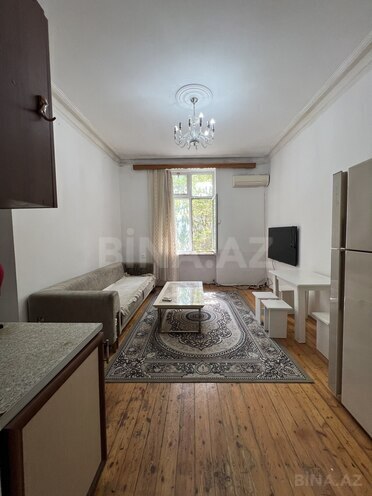 Satılır 2 otaqlı köhnə tikili 35 m², Nəriman Nərimanov m., photo 1 from 9
