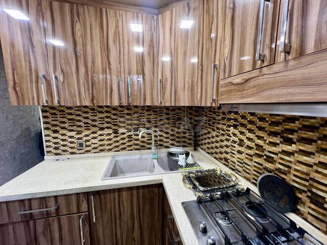 Продаётся 2-комн. вторичка 50 м², м. Кара Караев, photo 13 from 19