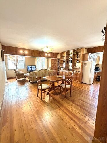 Продаётся 3-комн. вторичка 90 м², м. Сахил, photo 3 from 26