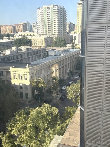 Продаётся 3-комн. вторичка 90 м², м. Сахил, photo 21 from 26