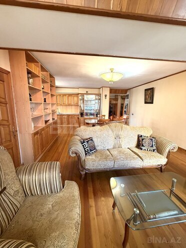 Продаётся 3-комн. вторичка 90 м², м. Сахил, photo 4 from 26