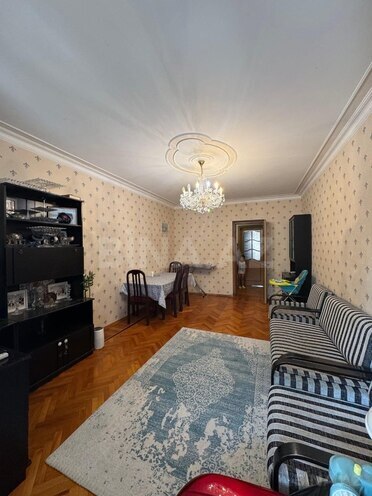 Satılır 3 otaqlı köhnə tikili 90 m², Yasamal r., photo 3 from 14