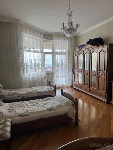 Satılır 5 otaqlı həyət evi/bağ evi 300 m², Novxanı q., photo 16 from 32
