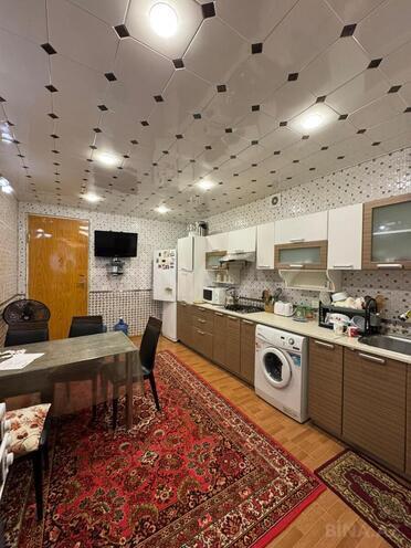 Satılır 6 otaqlı həyət evi/bağ evi 300 m², Şüvəlan q., photo 9 from 25
