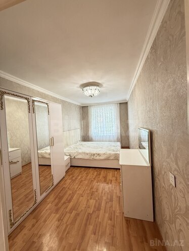 Satılır 2 otaqlı köhnə tikili 60 m², İnşaatçılar m., photo 5 from 13