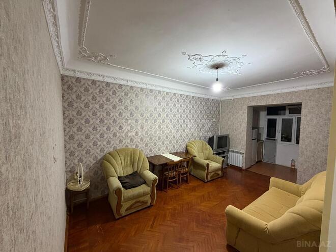 Satılır 2 otaqlı köhnə tikili 35 m², Neftçilər m., photo 1 from 8