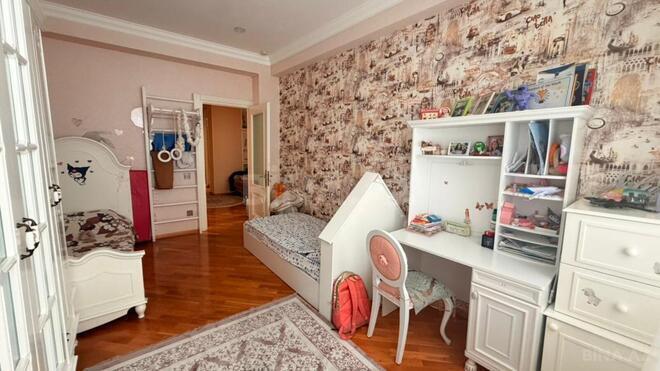 Сдаётся 3-комн. новостройка 140 м², м. Элмляр Академиясы, photo 9 from 13