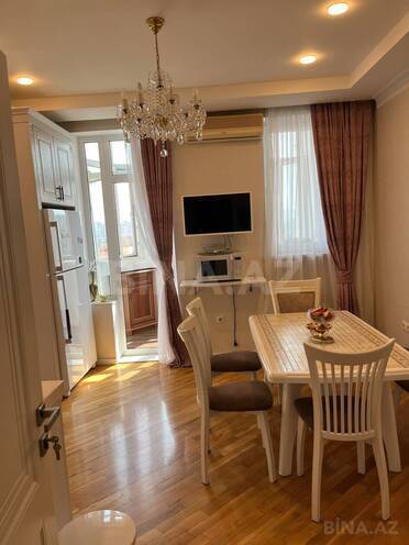 Сдаётся 3-комн. новостройка 130 м², м. Мемар Аджеми, photo 9 from 14