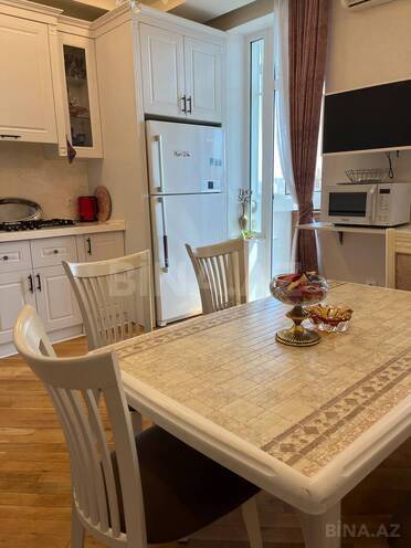 Сдаётся 3-комн. новостройка 130 м², м. Мемар Аджеми, photo 8 from 14