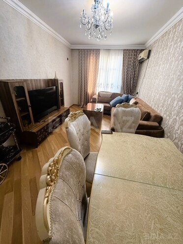 Satılır 3 otaqlı köhnə tikili 75 m², Yeni Günəşli q., photo 3 from 10