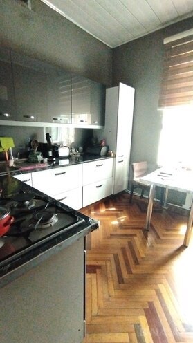 Satılır 3 otaqlı köhnə tikili 75 m², Elmlər Akademiyası m., photo 17 from 26