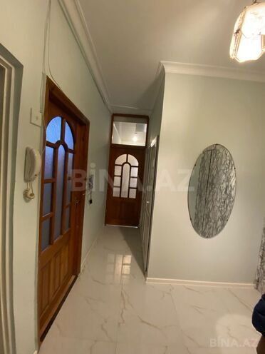 Продаётся 2-комн. вторичка 70 м², м. Иншаатчылар, photo 4 from 13