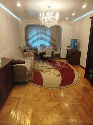 Продаётся 3-комн. вторичка 90 м², м. Нариман Нариманов, photo 1 from 9