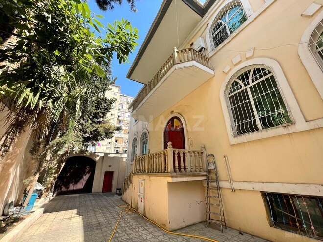Satılır 6 otaqlı həyət evi/bağ evi 750 m², 8-ci mikrorayon q., photo 24 from 25