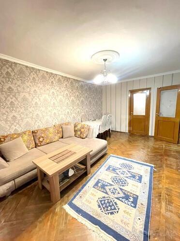 Продается 3-комн. вторичка 75 м², Насиминский  р., photo 3 from 12