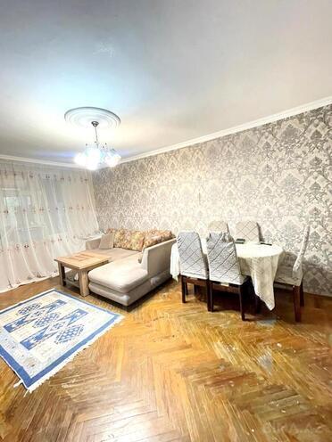 Продается 3-комн. вторичка 75 м², Насиминский  р., photo 1 from 12