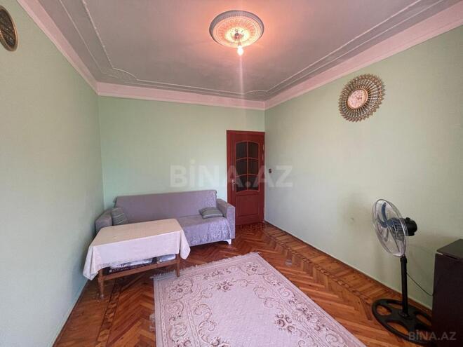 Satılır 2 otaqlı köhnə tikili 65 m², Şah İsmayıl Xətai m., photo 3 from 14