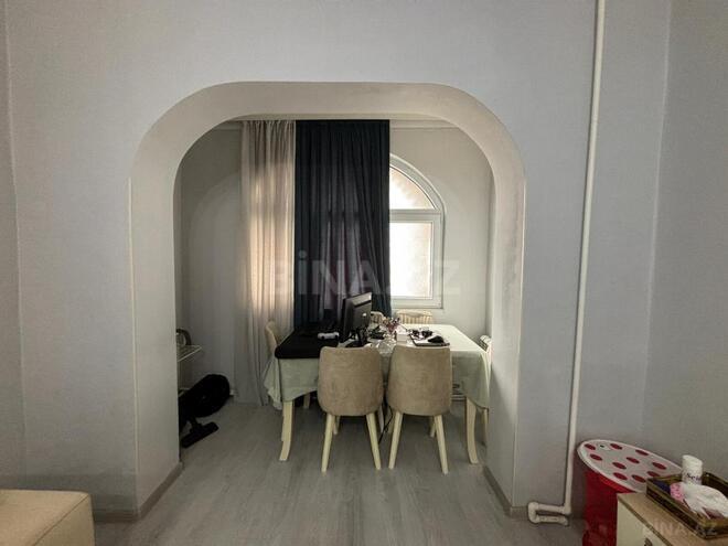 Продаётся 2-комн. вторичка 45 м², м. Мемар Аджеми, photo 6 from 11