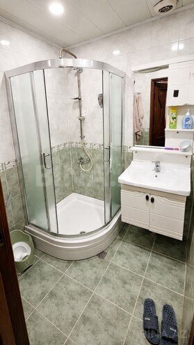 Продаётся 2-комн. вторичка 65 м², пос. Ени Гюнешли, photo 6 from 9