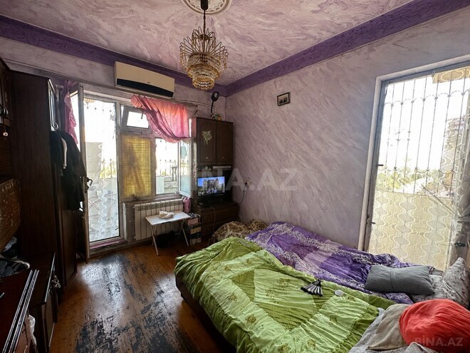 Продаётся 2-комн. вторичка 55 м², м. Кара Караев, photo 3 from 12