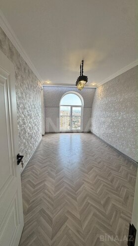 Продаётся 2-комн. новостройка 70 м², м. Кара Караев, photo 4 from 12