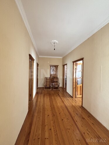 Продается 10-комн. дом/дача 300 м², Хатаинский р., photo 11 from 20