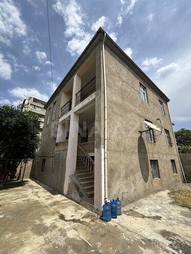 Продается 10-комн. дом/дача 300 м², Хатаинский р., photo 1 from 20