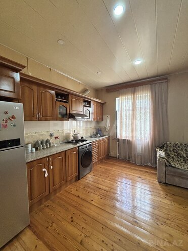 Продается 10-комн. дом/дача 300 м², Хатаинский р., photo 14 from 20