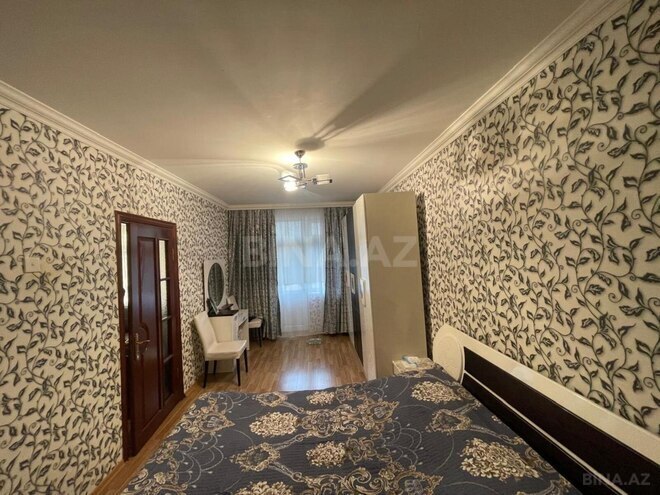 Продаётся 4-комн. вторичка 100 м², м. Нефтчиляр, photo 5 from 11