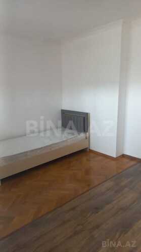 Продаётся 3-комн. вторичка 70 м², м. Элмляр Академиясы, photo 6 from 10