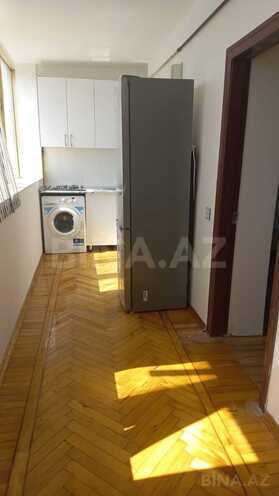 Продаётся 3-комн. вторичка 70 м², м. Элмляр Академиясы, photo 8 from 10