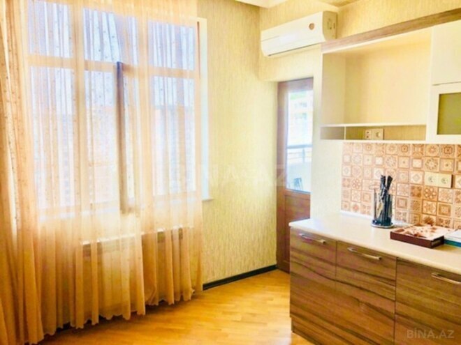 Сдаётся 2-комн. новостройка 110 м², Насиминский  р., photo 8 from 12
