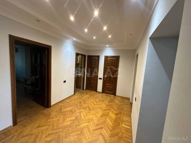 Продаётся 3-комн. вторичка 100 м², м. Низами, photo 18 from 20