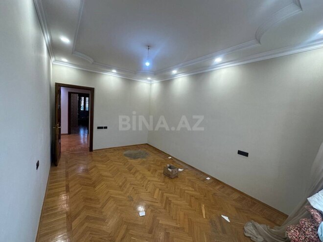 Продаётся 3-комн. вторичка 100 м², м. Низами, photo 13 from 20