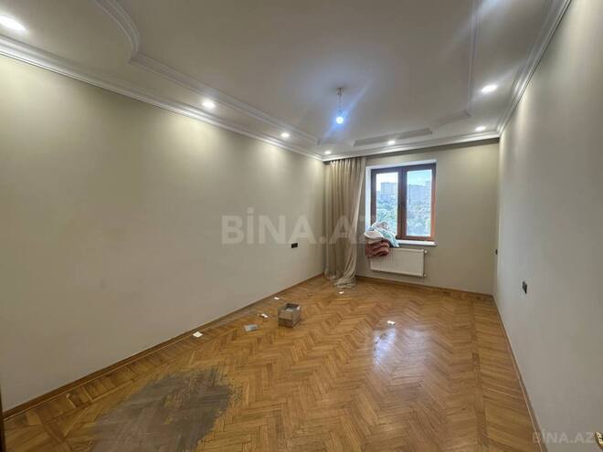 Продаётся 3-комн. вторичка 100 м², м. Низами, photo 12 from 20