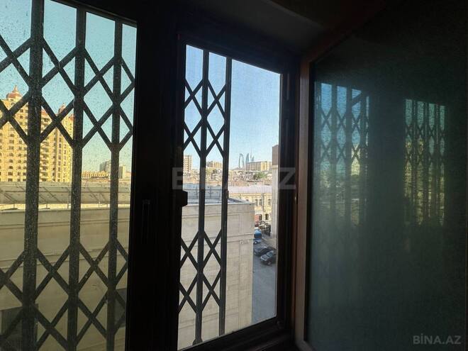 Продаётся 3-комн. вторичка 100 м², м. Низами, photo 11 from 20