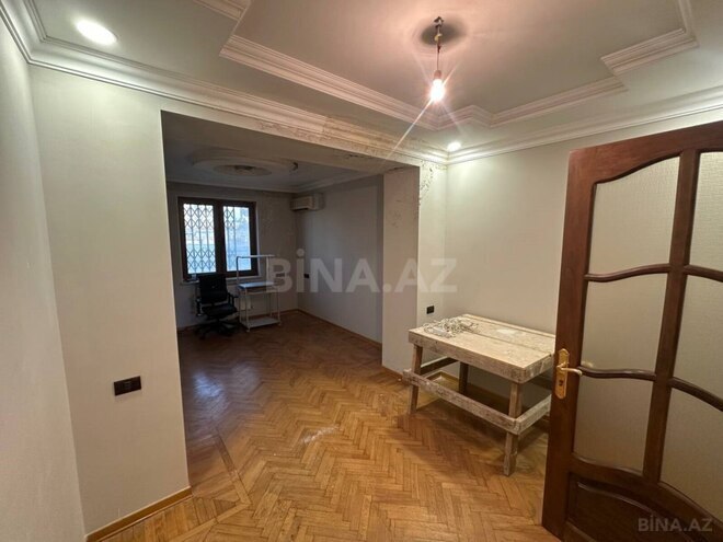Продаётся 3-комн. вторичка 100 м², м. Низами, photo 10 from 20