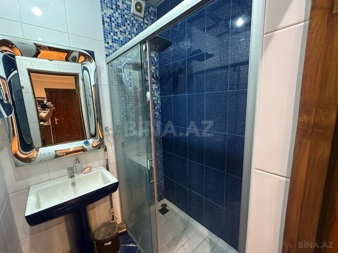 Продаётся 3-комн. вторичка 100 м², м. Низами, photo 17 from 20