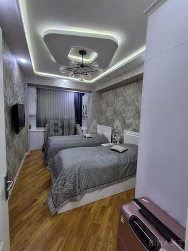 Продаётся 3-комн. новостройка 85 м², Абшеронcкий  р., photo 6 from 14