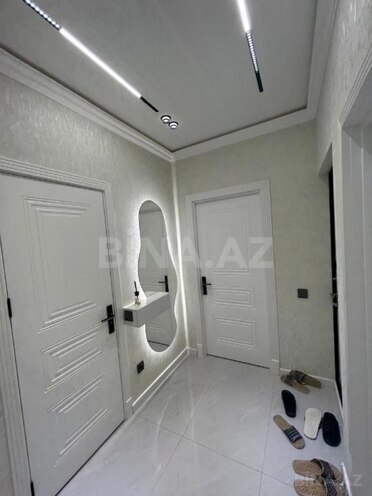 Satılır 2 otaqlı köhnə tikili 65 m², İnşaatçılar m., photo 3 from 12