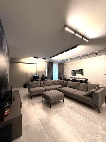 Satılır 3 otaqlı yeni tikili 145 m², 8 Noyabr m., photo 1 from 15